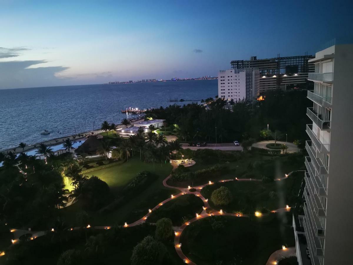 Pent House Amazing View Beachfront Канкун Экстерьер фото
